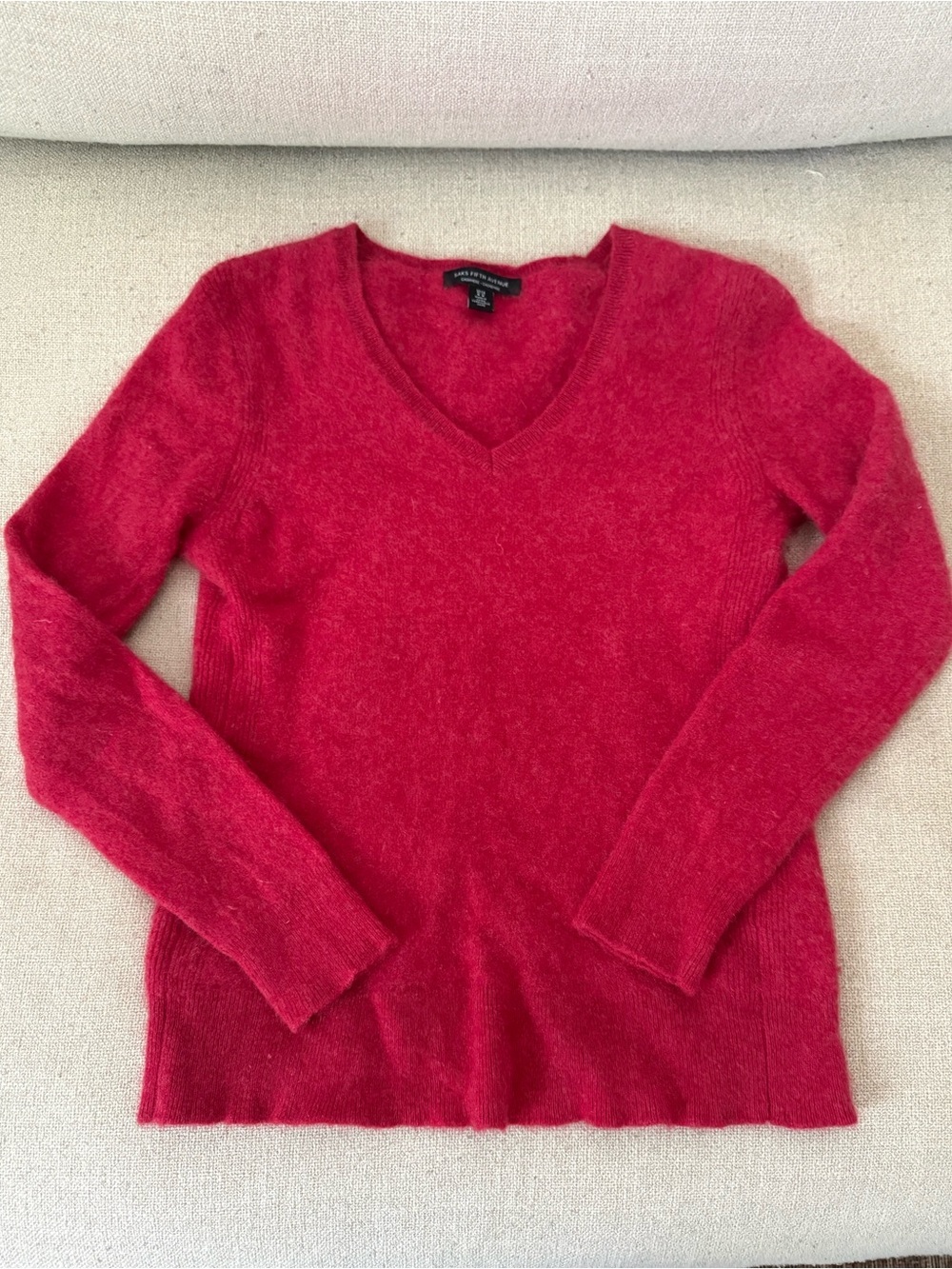 Saks Fifth Avenue 100% Cashmere V-Neck Sweater | Red | XS
